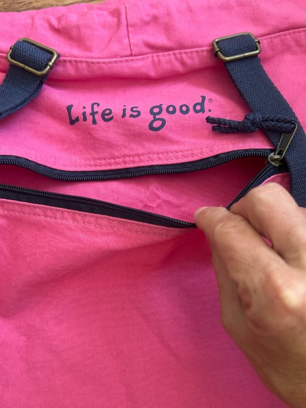 NWOT Life is Good Canvas Drawstring Backpack Daisy Logo Camp Overnight School Ne - Picture 7 of 11